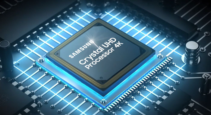 Smart Tivi Samsung 4K Crystal UHD 43 inch UA43U8000FKXXV sử dụng bộ xử lý Crystal 4K